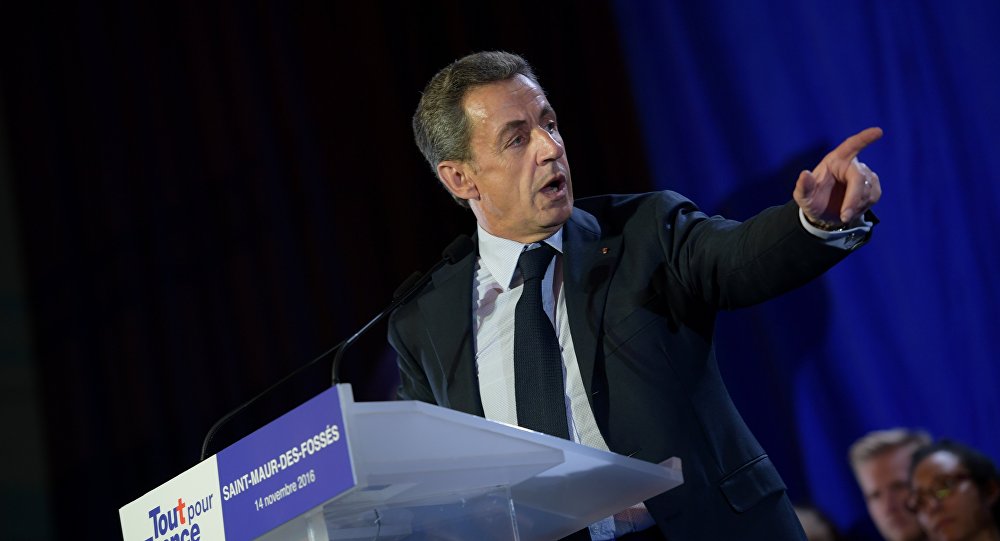 الشرطة الفرنسية تحتجز الرئيس الأسبق نيكولا ساركوزي للتحقيق في تمويل القذافي