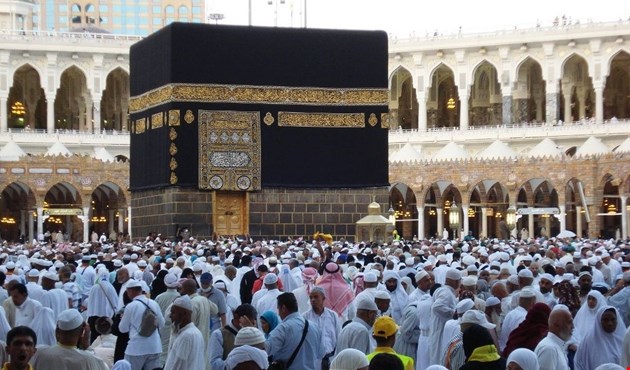 بالصور .. هيئة الحج توضح ما اثير عن اعمار الفائزين من كبار السن في قرعتها
