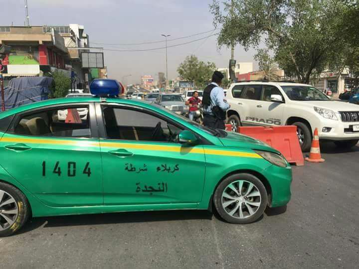 بالصور.. شرطة كربلاء تعتقل سارق بالجرم المشهود اثناء سرقته دراجات نارية