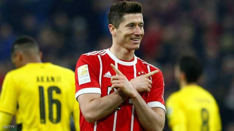 بالفيديو.. بايرن يسحق دورتموند بسداسية وينتظر تتويجا مؤجلا