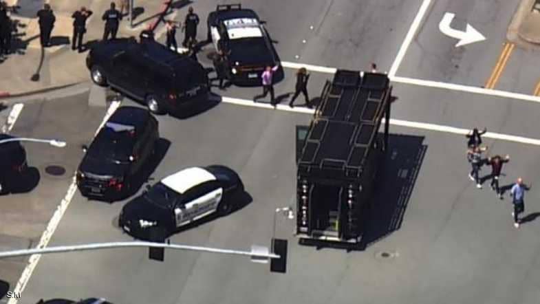 انتحار منفذة "جريمة شركة يوتيوب"