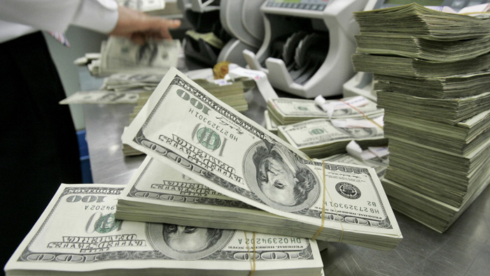 ارتفاع طفيف بسعر صرف الدولار امام الدينار