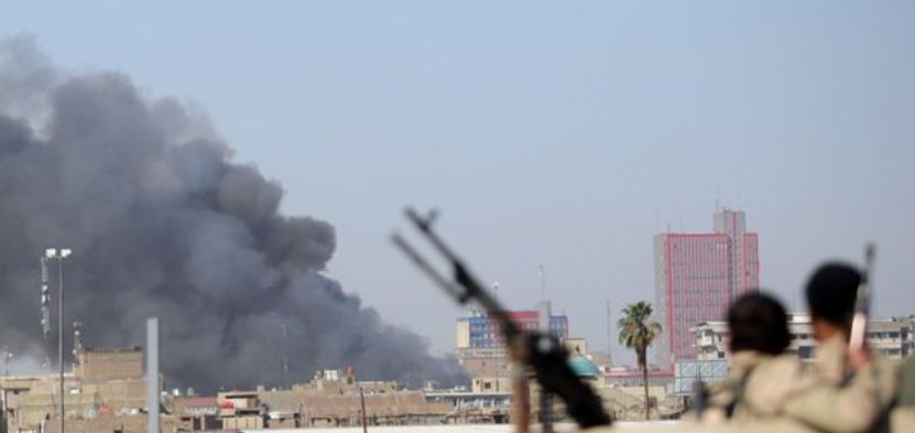 اندلاع حريق في عمارة تضم مخازن تجارية وسط بغداد