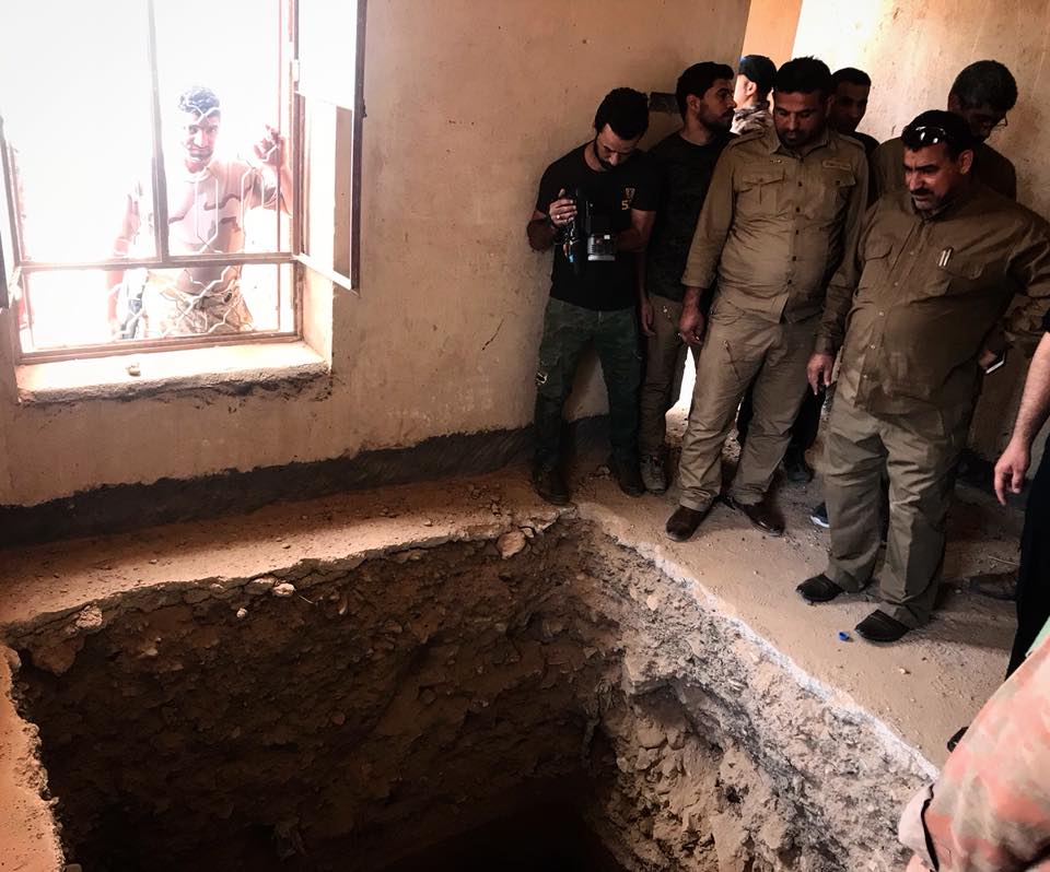 بالصور:هذا ما وجده الحشد الشعبي في قضاء القائم ؟