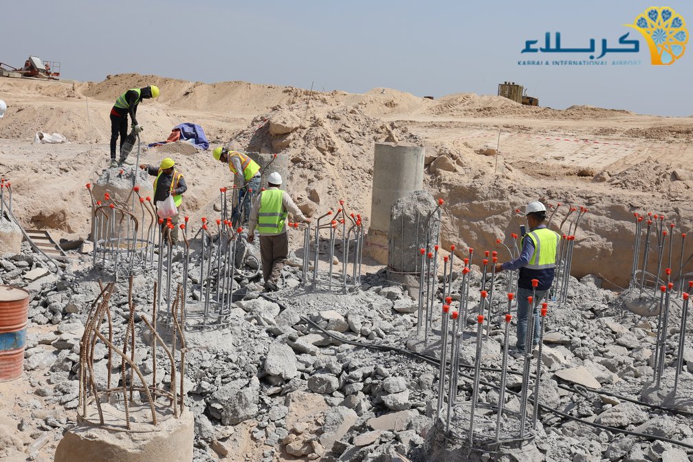 الشروع بأعمال الهيكل السفلي لبرج المراقبة في مشروع مطار كربلاء الدولي