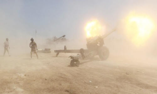 الحشد يستهدف تجمعا لداعش بسوريا بالمدفعية