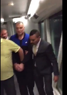 بالصور:الامين العام الاسبق لوزارة الدفاع مكبلا بالاصفاد في بغداد