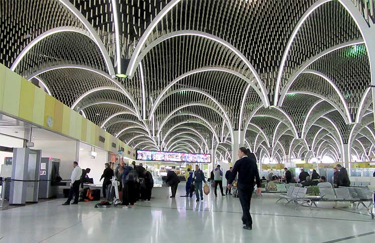 الجمارك تعلن ضبط أدوية معدة للتهريب في مطار بغداد