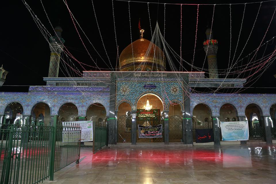 بالصور:العتبات المقدسة في كربلاء تنصب محطة كهربائية في مرقد السيدة زينب بدمشق وتنير قبتها الشريفة والماذنتين