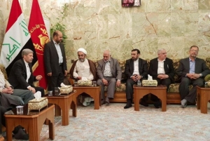 وزير الدفاع الايراني يزور كربلاء ويتفقد توسعة مرقد الامام الحسين {ع}