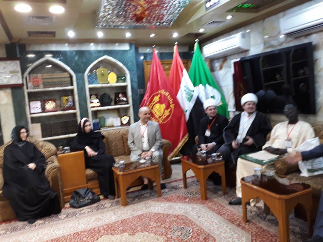 ممثل المرجعية بكربلاء يستقبل وفود دينية من روسيا وامريكا وسويسرا والسنغال