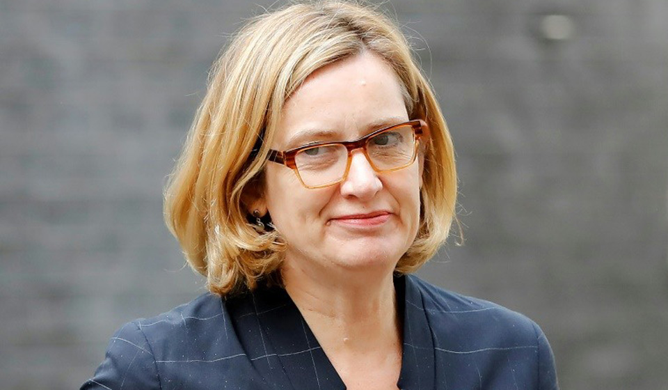 استقالة وزيرة الداخلية البريطانية