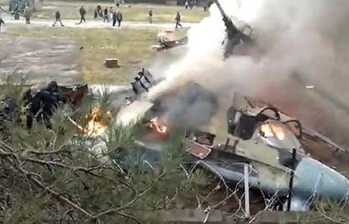 روسيا تعلن تحطم طائرة حربية في سوريا ومقتل طيارين