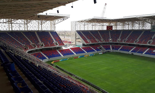 النجف يشهد افتتاح ملعب جديد