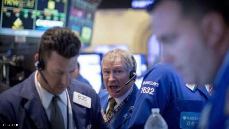 وول ستريت تصعد بدعم أسهم الطاقة بعد قرار ترامب حول إيران