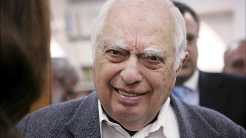 وفاة المؤرخ البريطاني صاحب نظرية تقسيم العراق وسوريا والشرق الاوسط