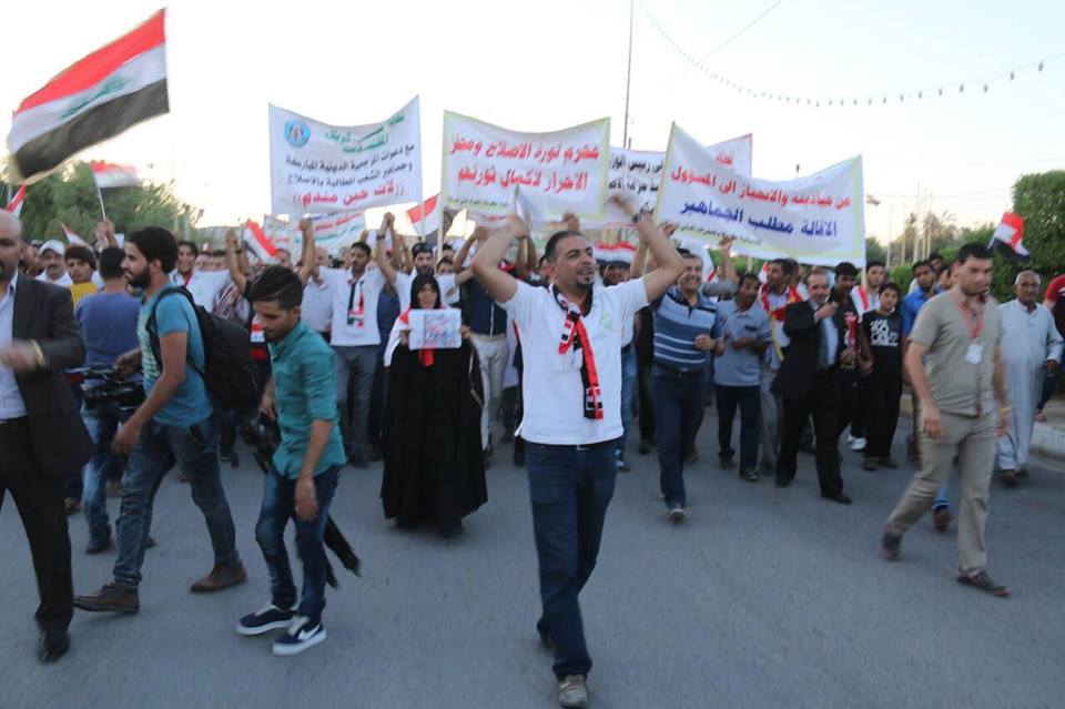 المركز العراقي لدعم حرية التعبير يدين مداهمة منزل رئيس حركة احتجاجية في كربلاء