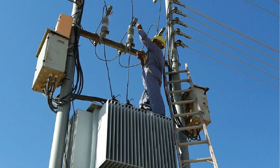 مخازن كربلاء تخلو من "المحولات الكهربائية" .. وانتقادات بسبب توفيرها للمسؤولين وحرمانها للمواطن