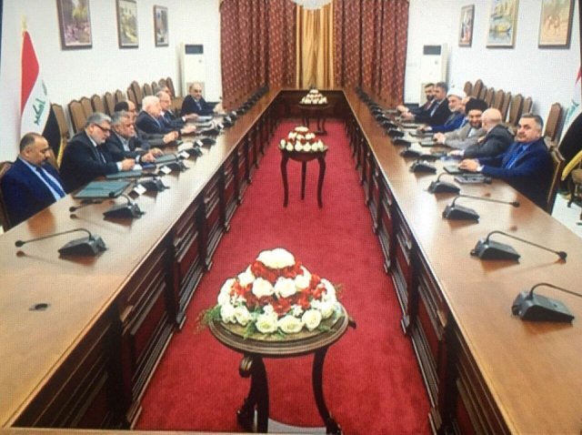 رئاستا الجمهورية والبرلمان يعقدان اجتماعا مع رؤساء الكتل المشاركين بالانتخابات