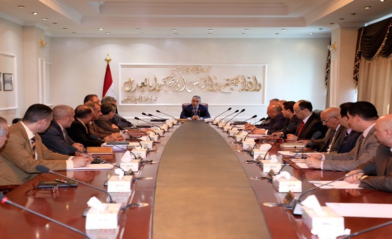 القضاء : يعقد جلسة يسمي فيها القضاة المنتدبين للقيام بمهام مجلس المفوضين