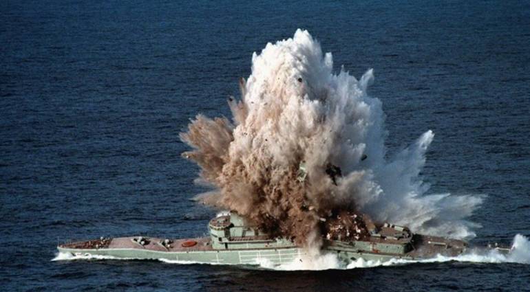 السعودية تخسر أكبر بوارجها في الساحل الغربي من اليمن