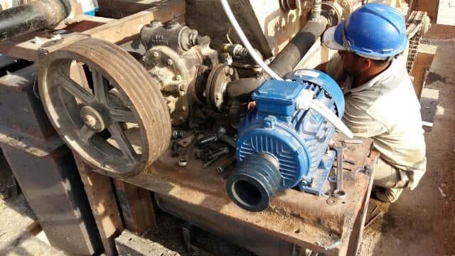 وزارة الاعمار والاسكان والبلديات والاشغال العامة  تواصل جهودها لتأهيل عدد من معامل الاسفلت التابعة لها في المحافظات كافة