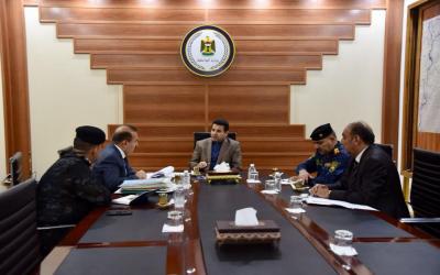 الأعرجي يصدر توجيهات بشأن "ظاهرة" تناول الخمور على الأرصفة وفي الأماكن العامة