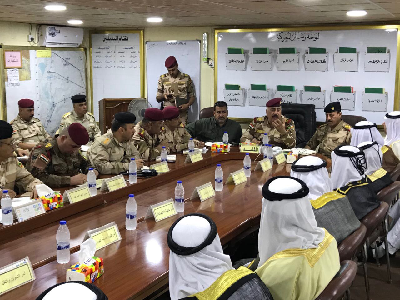 بالصور.. مؤتمر تنسيقي لتعزيز التعاون الأمني والخدمية بقضاء القائم غرب الأنبار