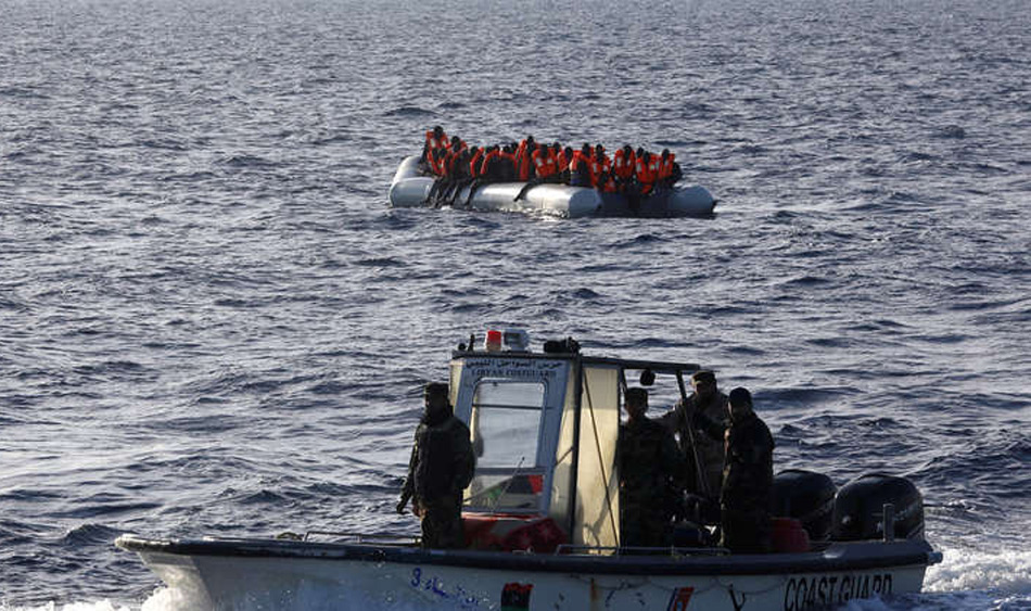 أنباء عن غرق 100 مهاجر قبالة سواحل طرابلس