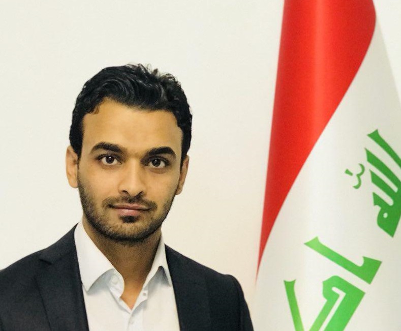 حصر السلاح بيدهم !