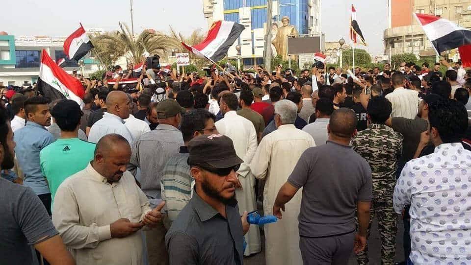 بالصور:شرارة مظاهرات البصرة تصل الى مدينة الناصرية