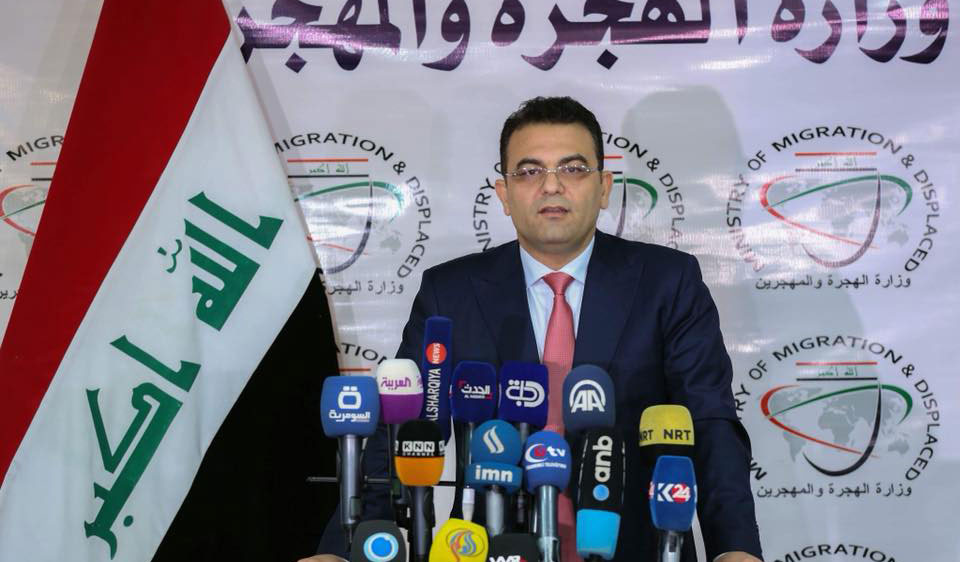 وزير الهجرة  يبحث مع مدير مكتب المفوضية السامية لشؤون اللاجئين في العراق عدد من الملفات المشتركة  .