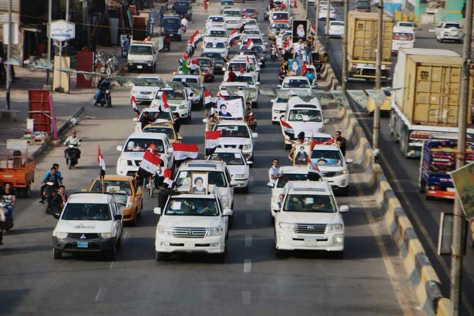 بالصور:جماهير البصرة تخرج بمسيرات مهددة القوى السياسية الحاكمة:سنكون رهن اشارة المرجعية لرسم خارطة سياسية جديدة