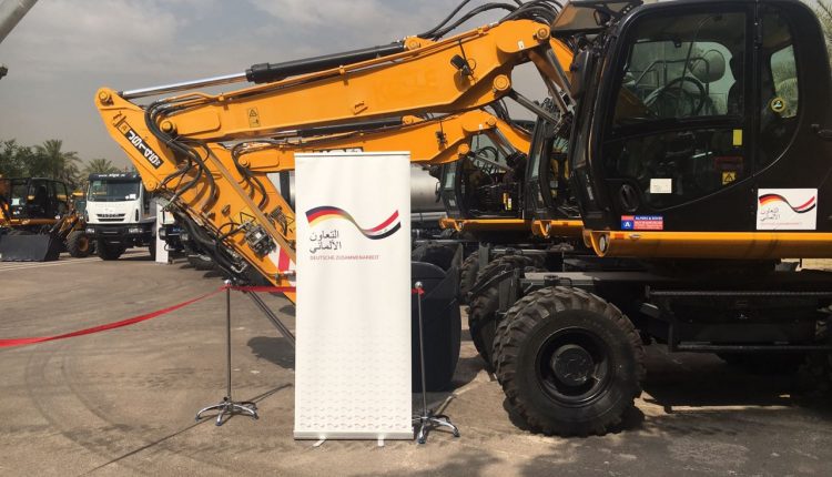 ألمانيا تسلم العراق تجهيزات وآليات للمدن المحررة