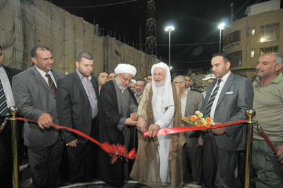 رئيس الوقف الشيعي يفتتح مجمع طبي تخصصي بكلفة تجاوزت الـسبعة مليار وثمنمائة مليون دينار بجوار مرقد الامام الحسين