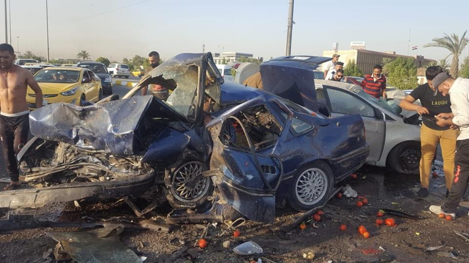 بالصور.. مصرع واصابة خمسة اشخاص بحادث سير مروّع جنوبي بغداد