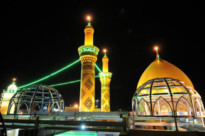 كربلاء:نصب أول هيكلين للقباب الحديدية الخاصة بمشروع  تسقيف الصحن الشريف لحرم أبي الفضل العباس