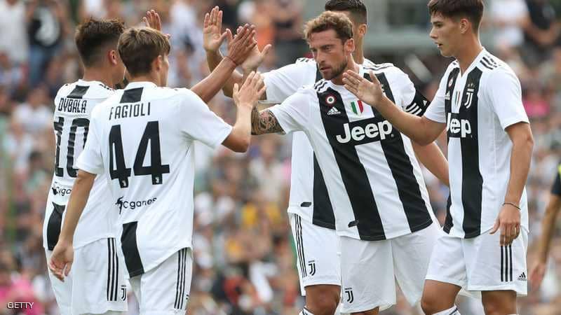 بعد ربع قرن.. نجم يوفنتوس يرحل لوجهة مفاجئة