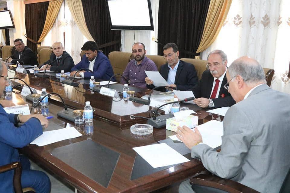 كربلاء:خبراء ومهندسون في العتبة الحسينية يطرحون خطط وحلول سريعة لمعالجة مشكلة الملوحة في البصرة