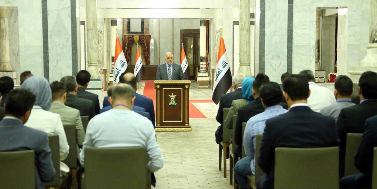 العبادي: نسعى لتعدد مصادر المياه الواصلة الى البصرة (فيديو)