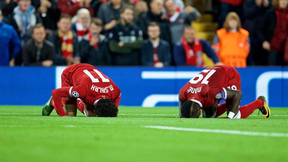 صلاح يكشف حقيقة خلافه مع زميله في ليفربول