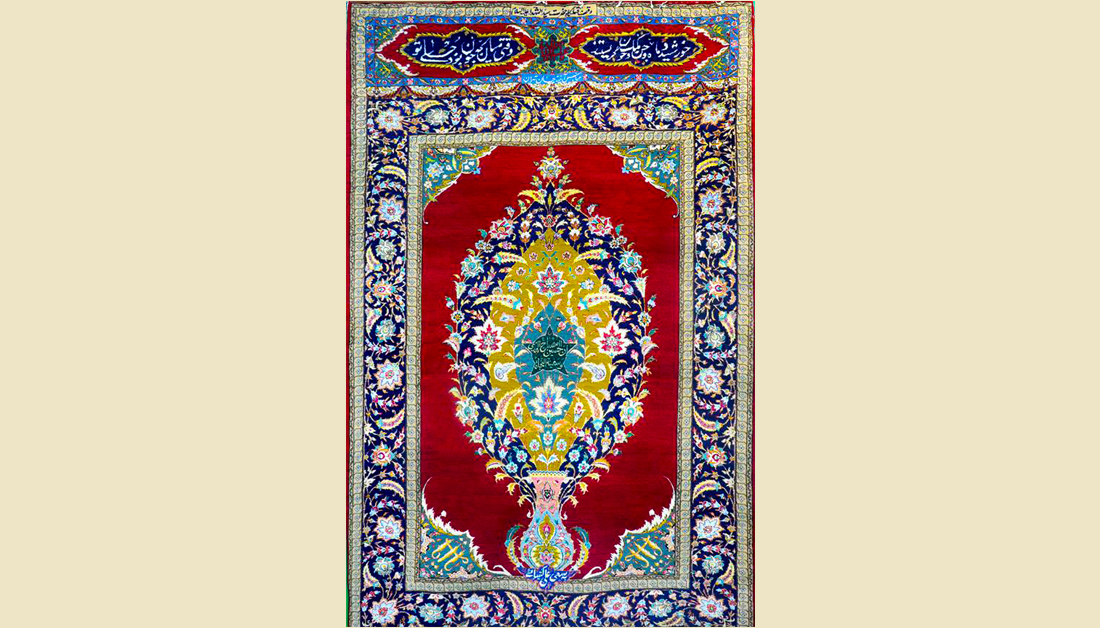 كربلاء:بردة كانت موضوعة عند مذبح الامام الحسين تزين متحف العتبة الحسينية المقدسة