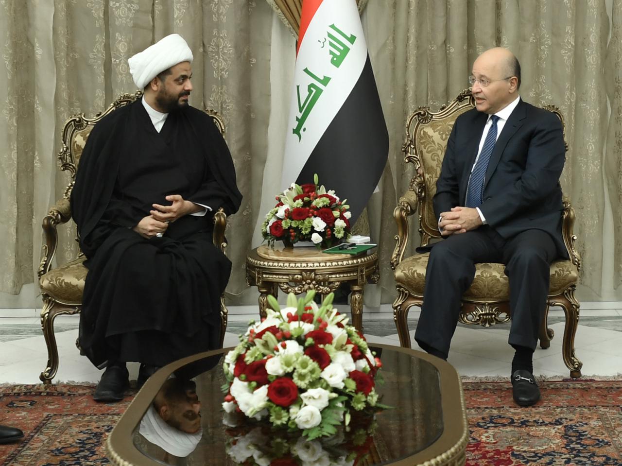 الخزعلي لبرهم صالح: ملتزمون بحصر السلاح بيد الدولة وتعزيز سلطة القانون (فيديو)