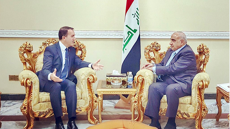 عادل عبد المهدي والسفير التركي يتباحثان العلاقات الثنائية