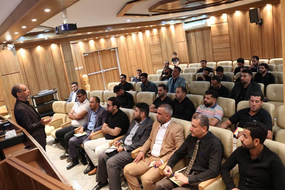 كربلاء: معهد الإمام الحسين يختتم دورة عرافة الحفل وإدارة المؤتمرات