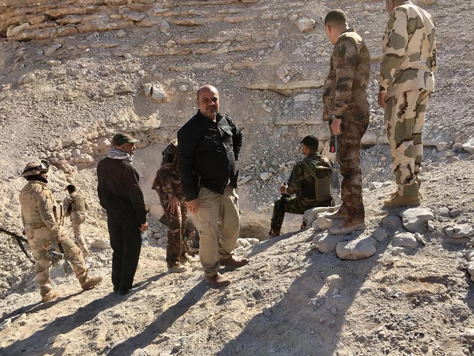 بالصور:الحشد والجيش يقتلون (٧) إرهابيين ويدمرون (٣) مضافات لداعش غرب الأنبار