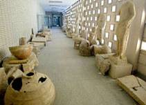 اثار النجف تعلن عن العثور على لقا جديدة في موقع الدير المسيحي في مطار النجف