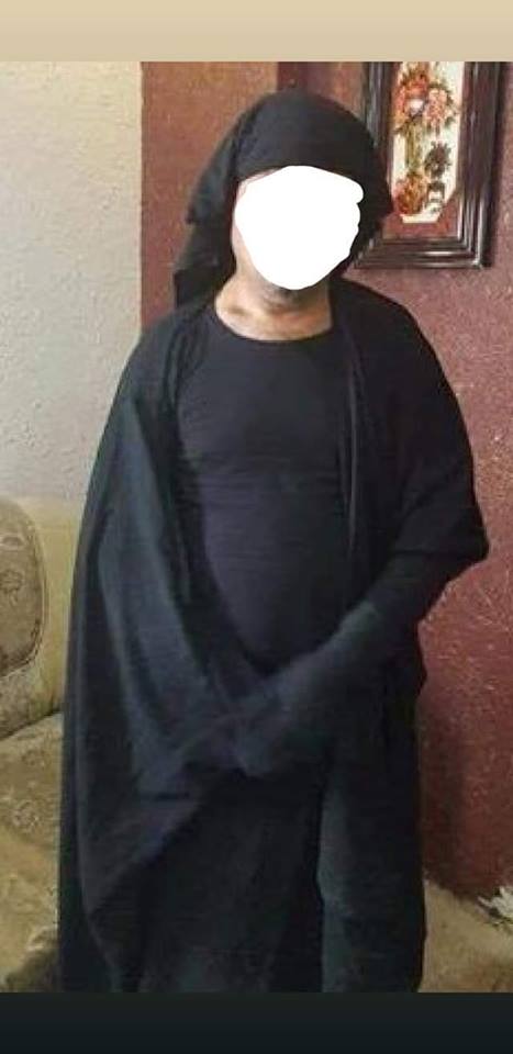 رجل يتنكر بزي النساء ..وشرطة النجف تلقي القبض عليه بين الزائرين