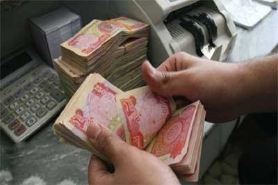 الدولار يسجل ارتفاعا أمام الدينار في البورصة العراقية