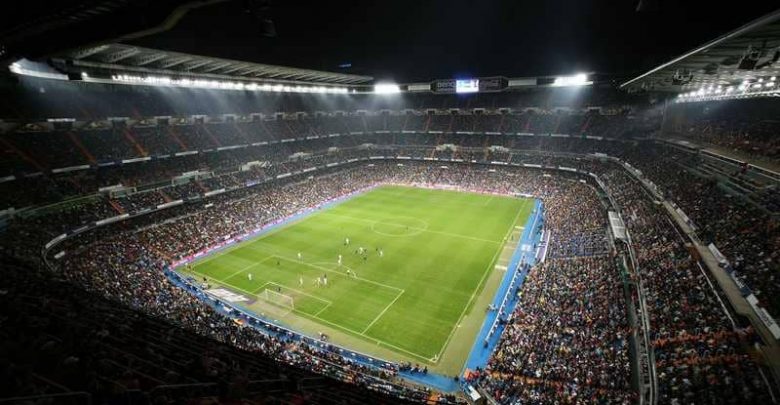لاعبو ريال مدريد “محرومون” شهرا من ملعبهم